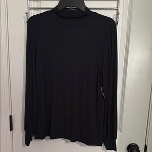 Lark & Ro Black Fitted Long Sleeve blouse